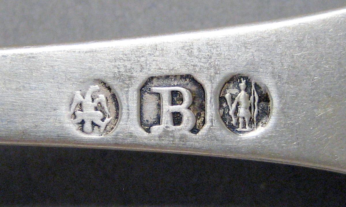 1998.0004.3631.001 Silver spoon mark