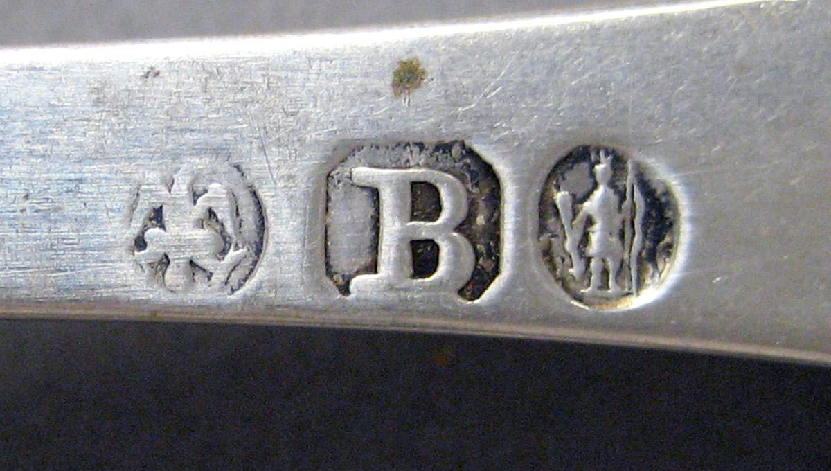 1998.0004.3631.002 Silver spoon mark