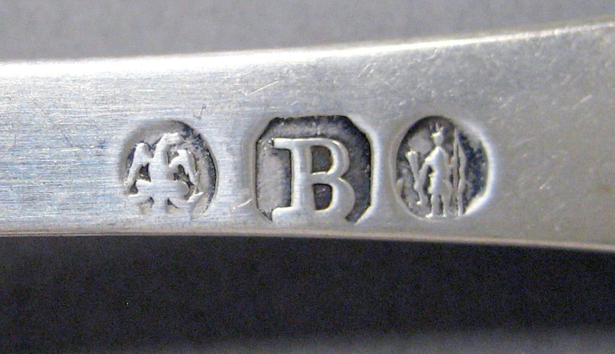 1998.0004.3631.003 Silver spoon mark