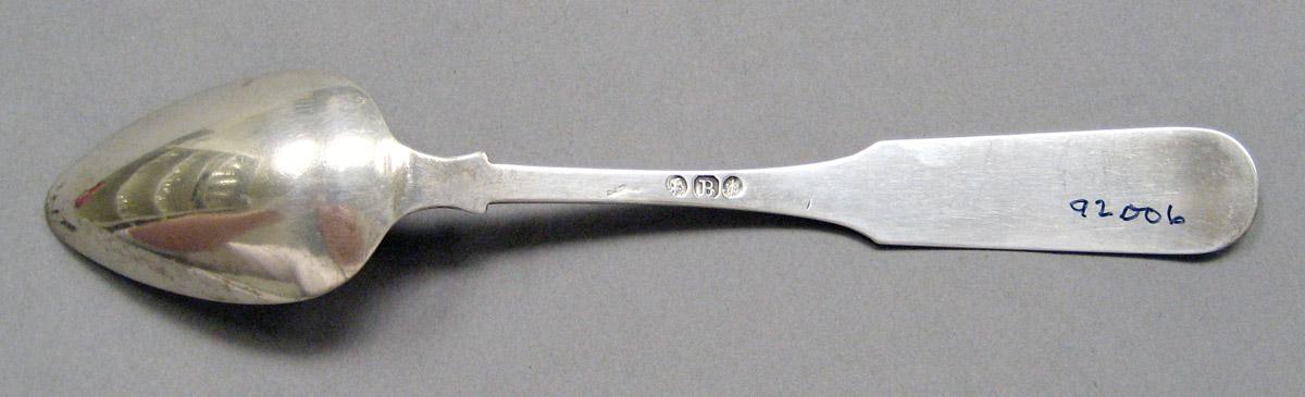1998.0004.3631.006 Silver spoon underside
