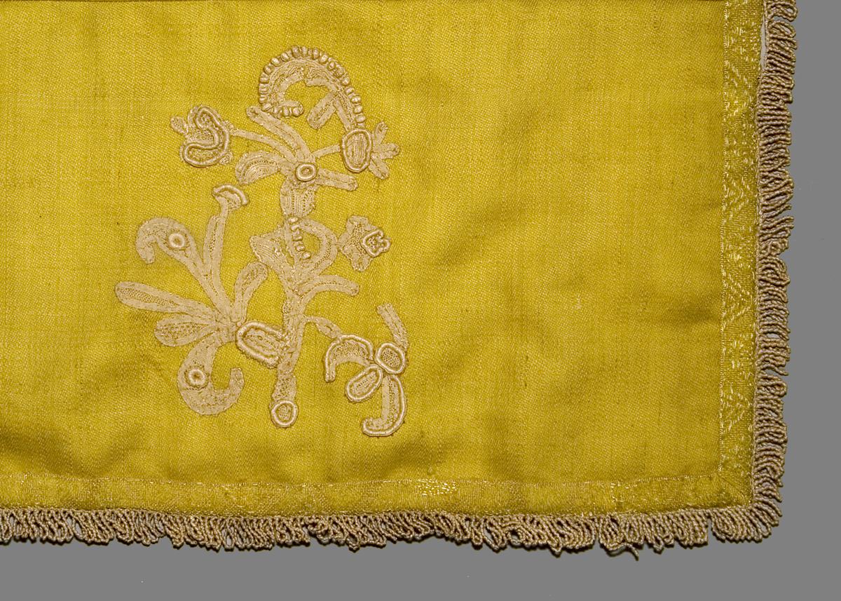 1958.0627 A Window Hanging, Side Curtain, Edge Detail