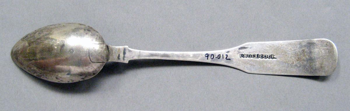1998.0004.3637.004 Silver spoon underside