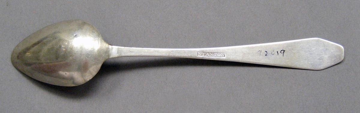 1998.0004.3644 Silver spoon underside
