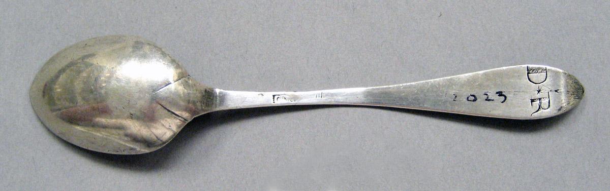 1998.0004.3648 Silver spoon underside