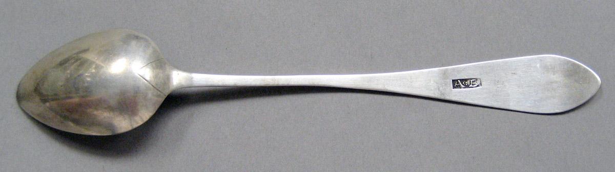 1998.0004.3649.004 Silver spoon underside