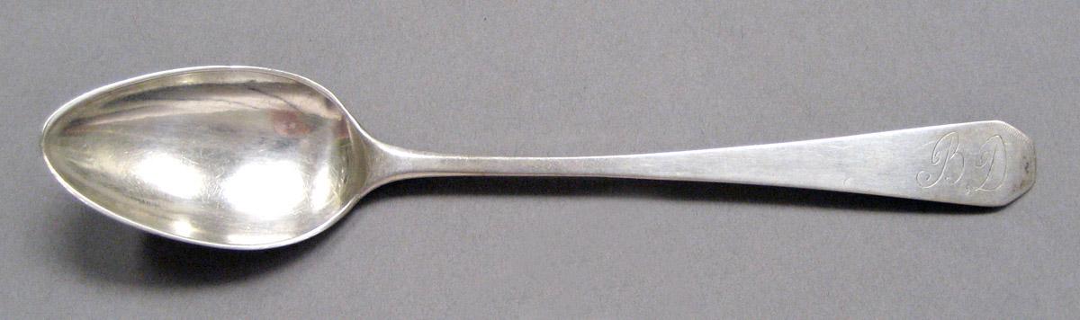 1998.0004.3650 Silver spoon upper surface