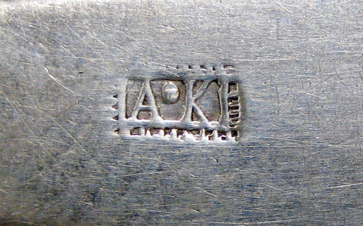 1998.0004.3650 Silver spoon mark