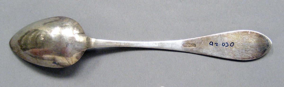 1998.0004.3655 Silver spoon underside