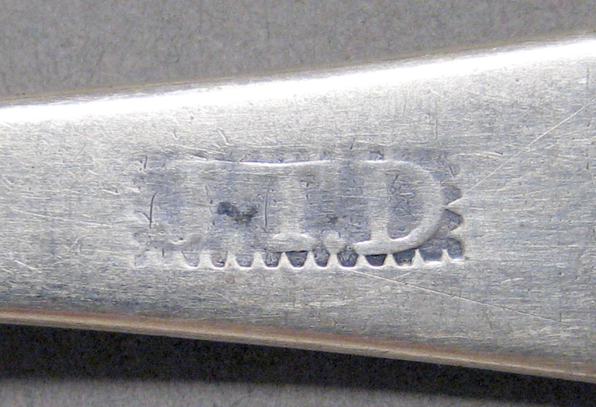 1998.0004.3663.001 Silver spoon mark