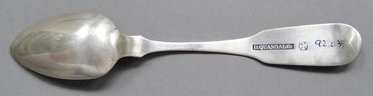 1998.0004.3664.004 Silver spoon underside