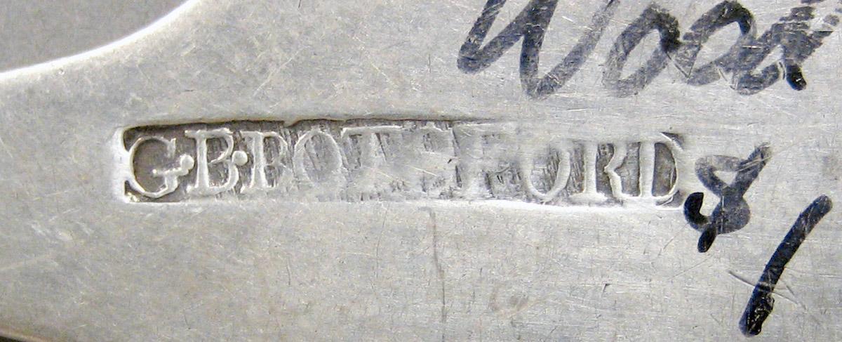 1998.0004.3668.001 Silver spoon mark