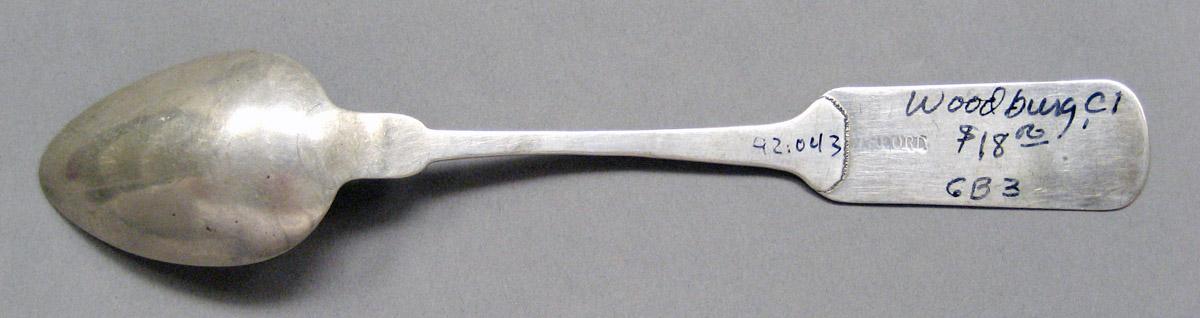 1998.0004.3668.002 Silver spoon underside