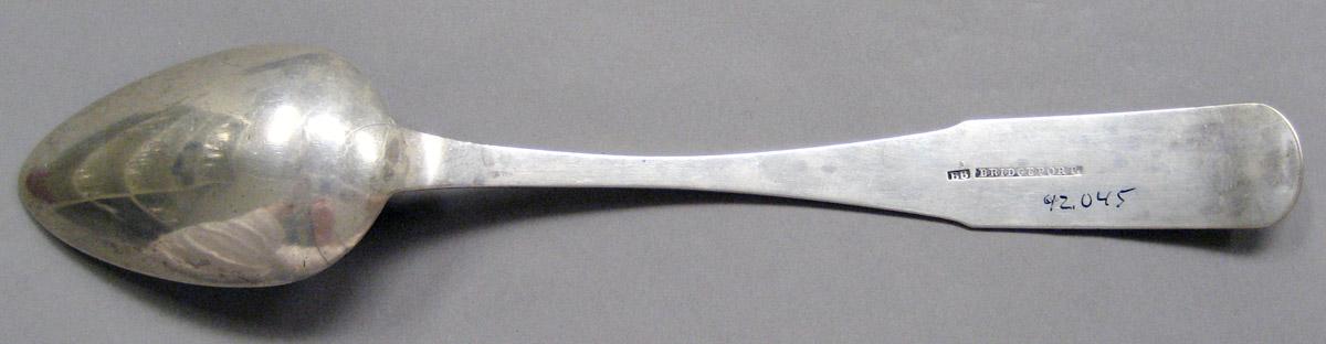 1998.0004.3670 Silver spoon underside