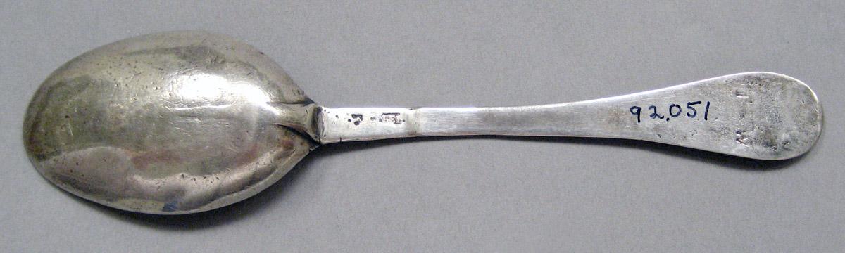 1998.0004.3676 Silver spoon underside