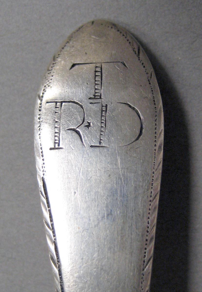 1998.0004.3671.001 Silver spoon engraving
