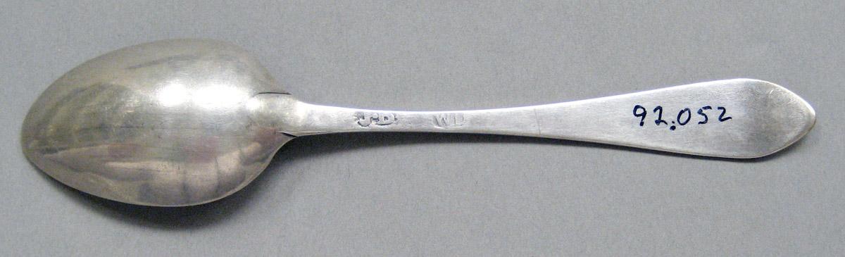 1998.0004.3671.002 Silver spoon underside