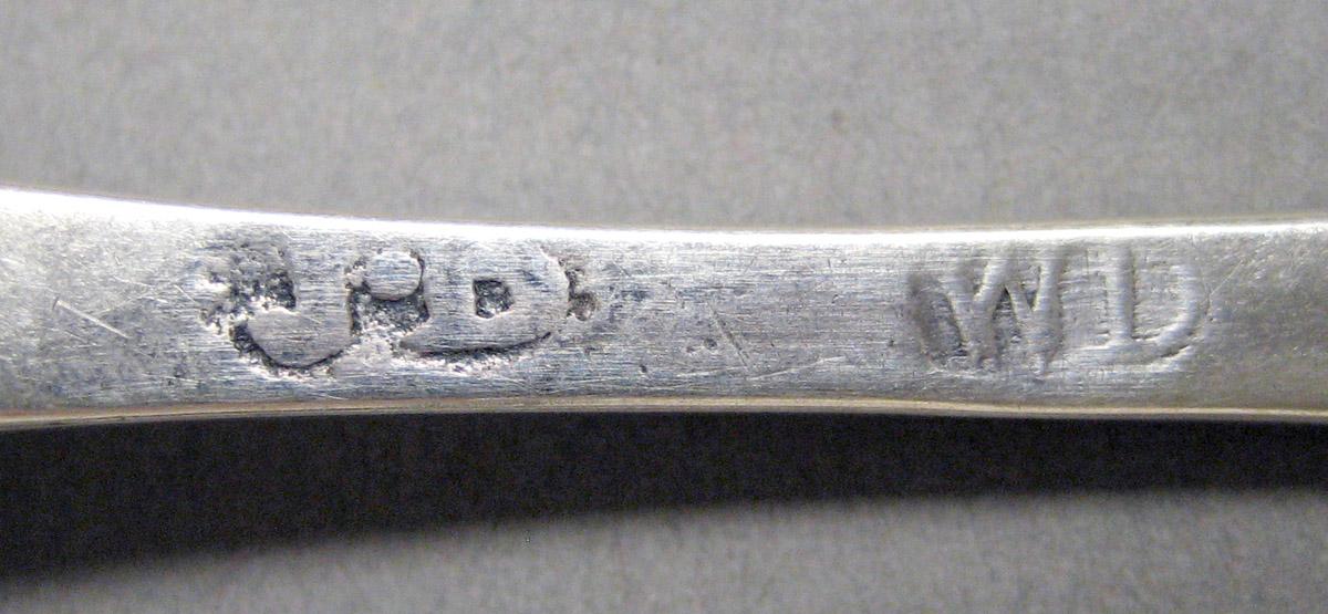 1998.0004.3671.002 Silver spoon mark