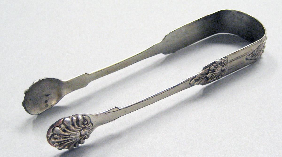 1998.0004.3678 Silver tongs