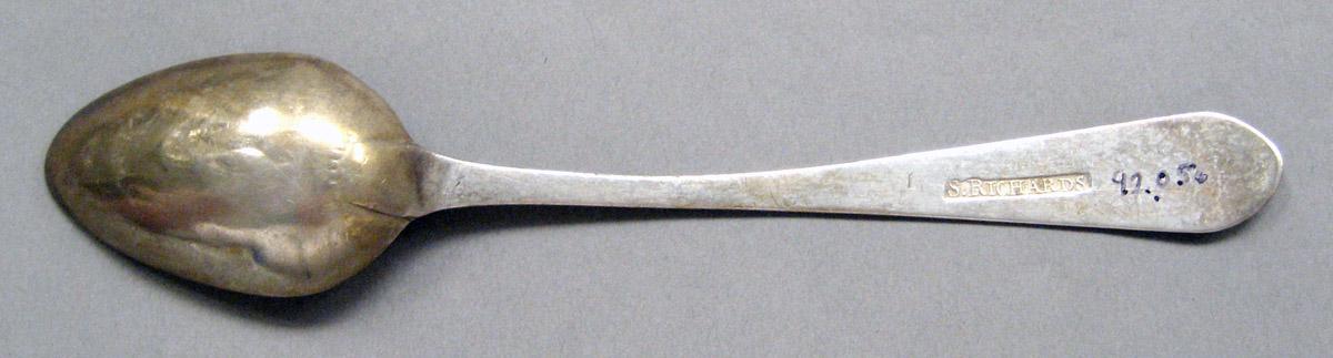 1998.0004.3681 Silver spoon underside
