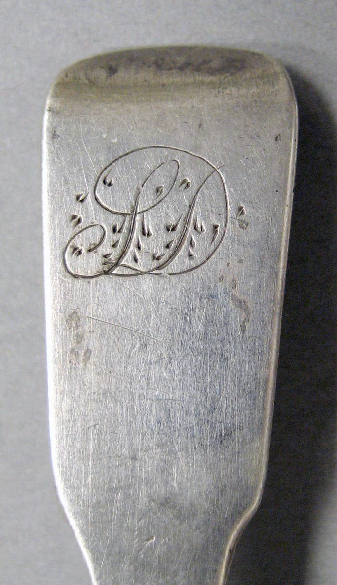 1998.0004.3697.002 Silver spoon engraving