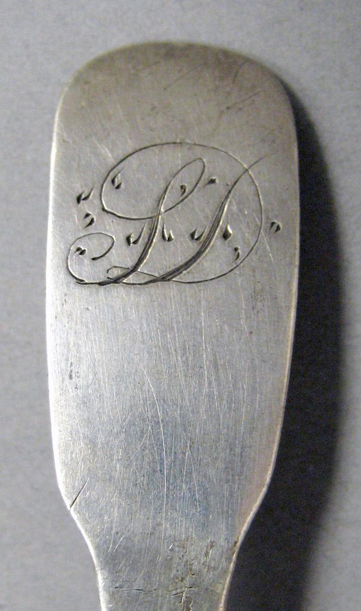 1998.0004.3697.004 Silver spoon engraving
