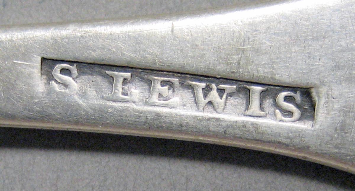 1998.0004.3701 Silver spoon mark