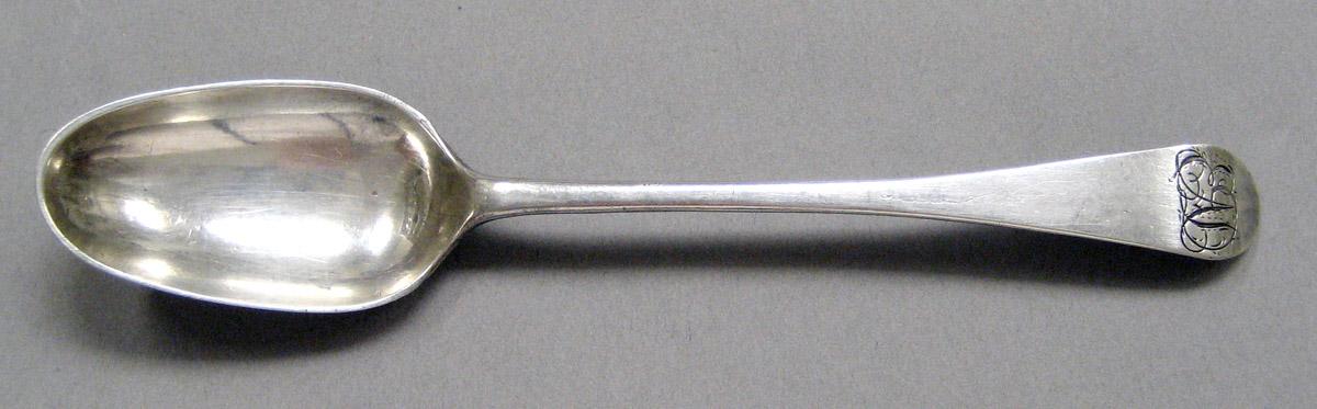1998.0004.3702.003 Silver spoon upper surface