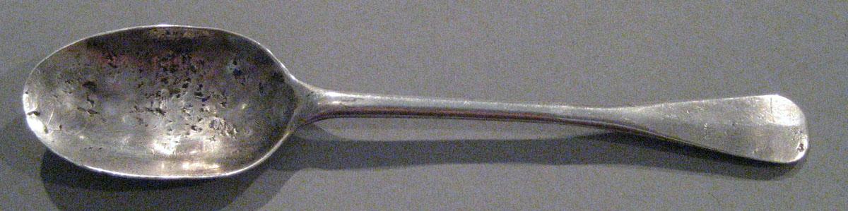 1998.0004.370 Silver Spoon upper surface