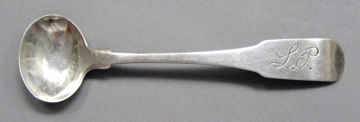 1998.0004.3713 Silver spoon upper surface