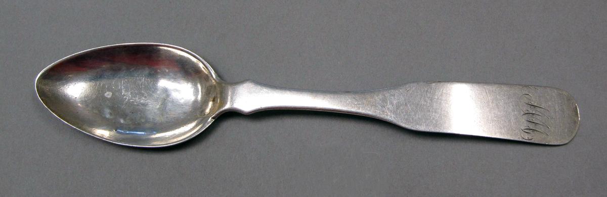 1998.0004.3716 Silver spoon upper surface