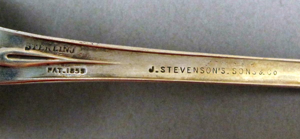 1998.0004.3719 Silver ladle mark