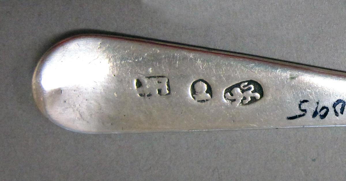 1998.0004.3720.002 Silver spoon mark