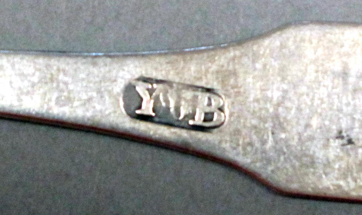 1998.0004.3721 Silver spoon mark1
