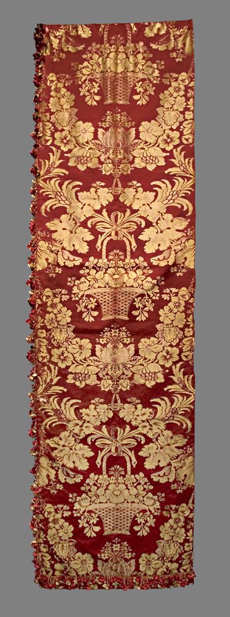 1958.0629.003 B Window Hanging, Side Curtain