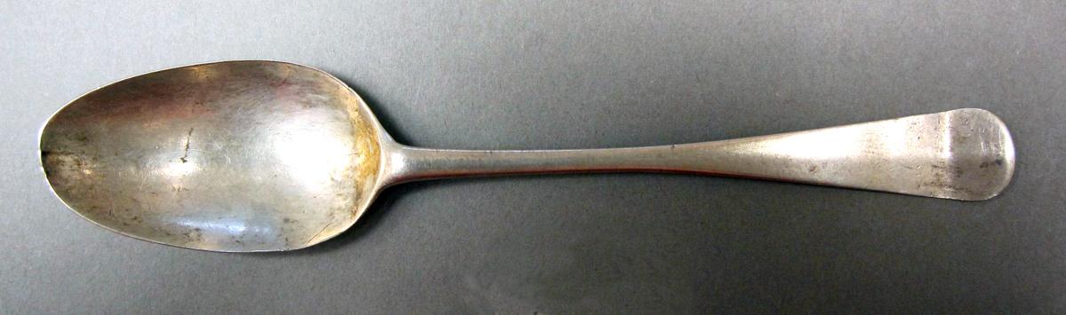 1998.0004.3725 Silver spoon upper surface