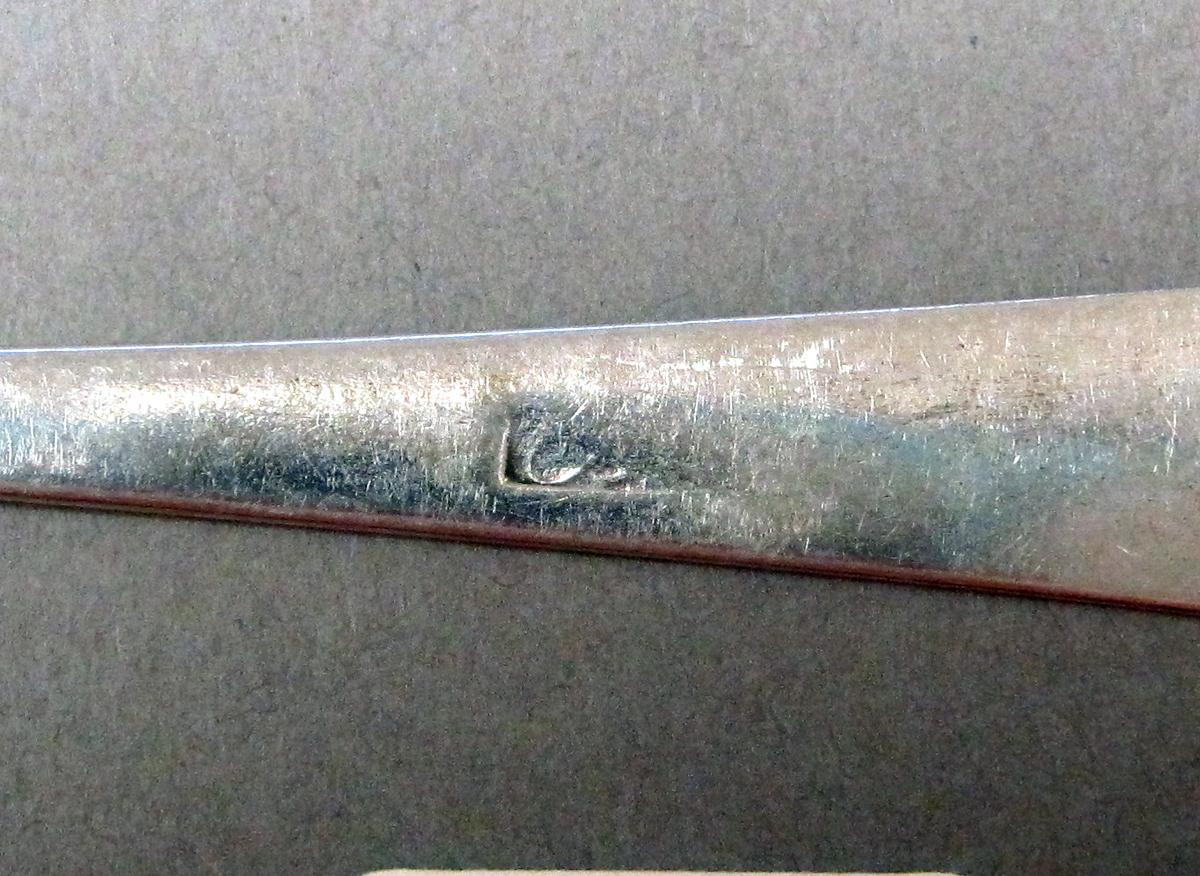 1998.0004.3728.002 Silver spoon mark