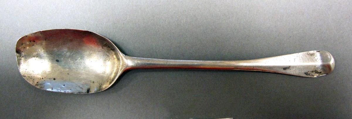 1998.0004.3730 Silver spoon upper surface