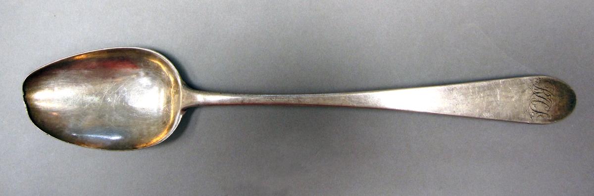 1998.0004.3731 Silver spoon upper surface