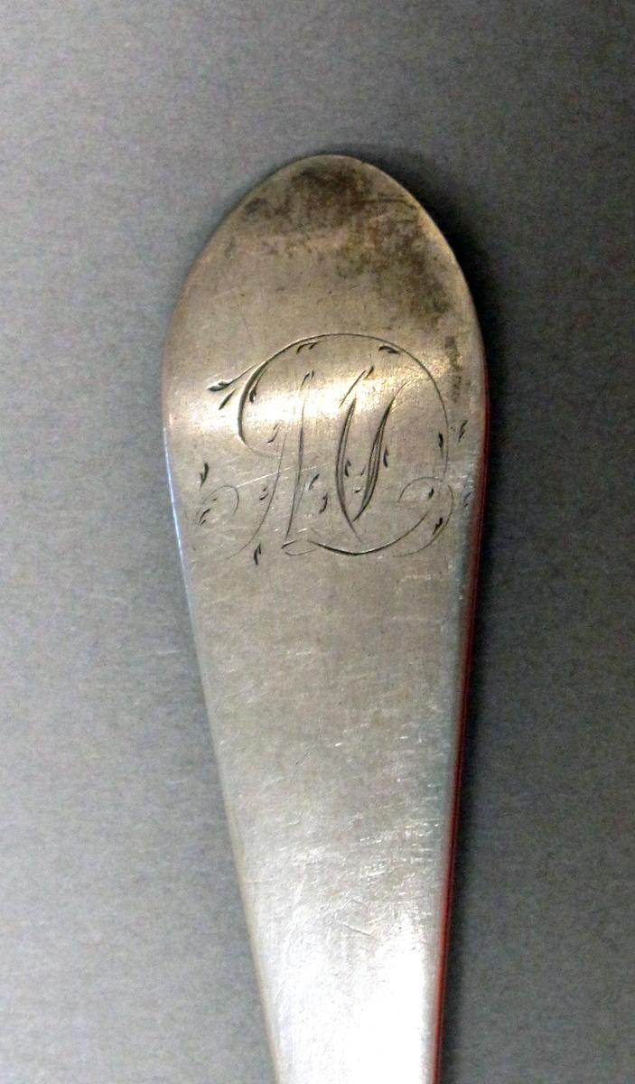 1998.0004.3732 Silver spoon engraving