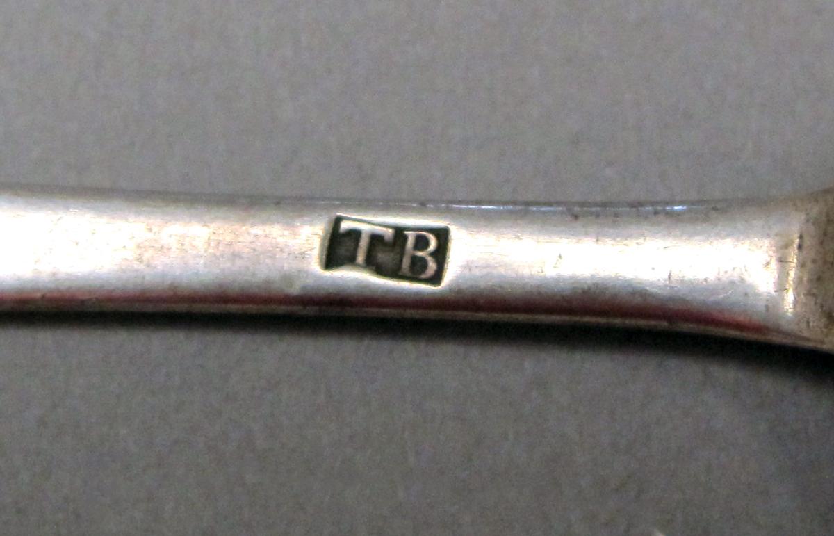 1998.0004.3732 Silver spoon mark