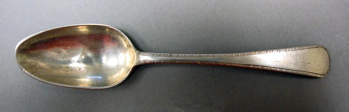 1998.0004.3733 Silver spoon upper surface