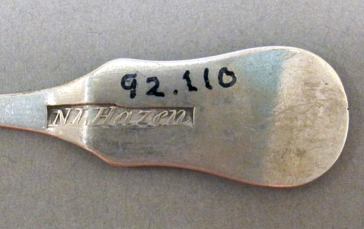 1998.0004.3735 Silver spoon mark