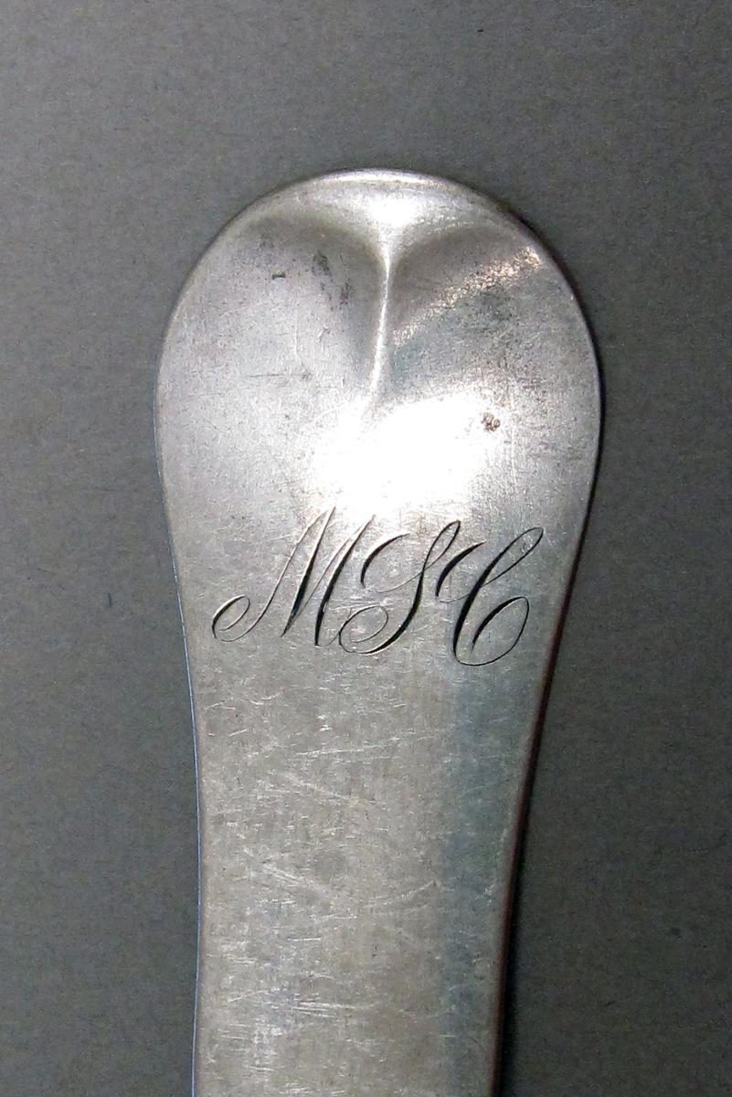 1998.0004.3741 Silver spoon engraving