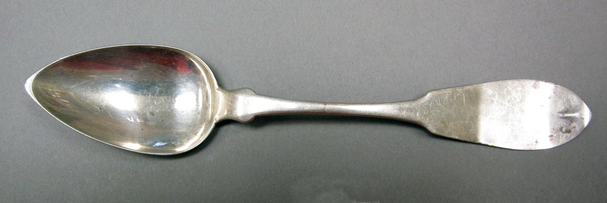 1998.0004.3743 Silver spoon upper surface