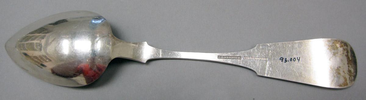 1998.0004.3748 Silver Spoon underside