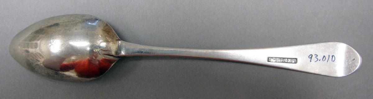 1998.0004.3754 Silver Spoon underside