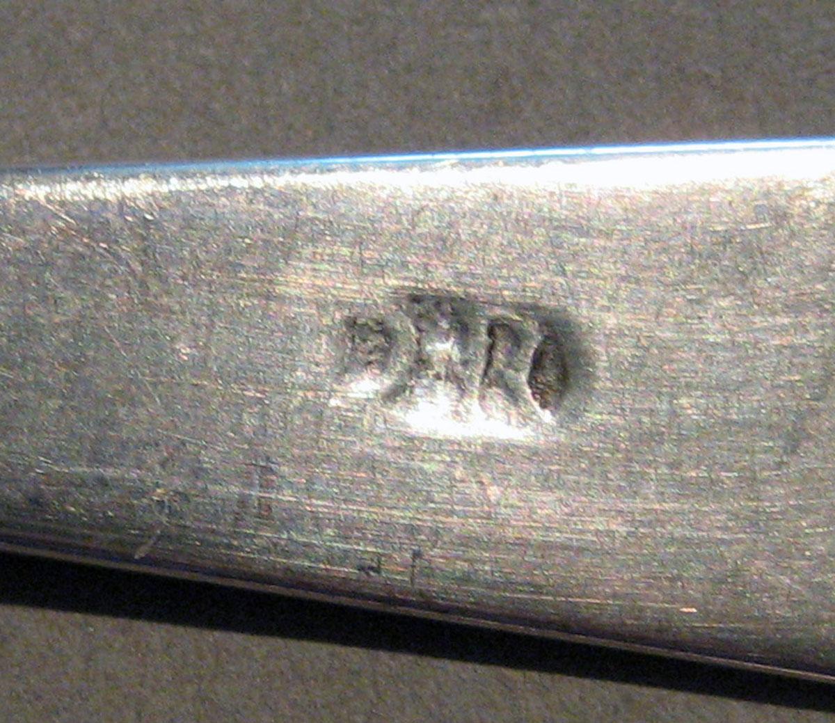 1998.0004.375 Silver Spoon mark