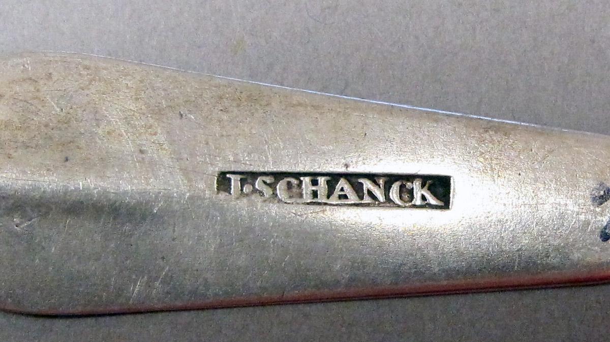 1998.0004.3760 Silver Spoon mark