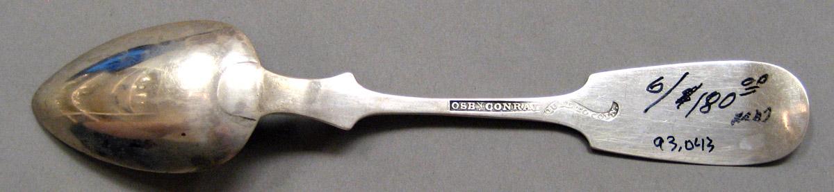 1998.0004.3786.004 Silver Spoon underside