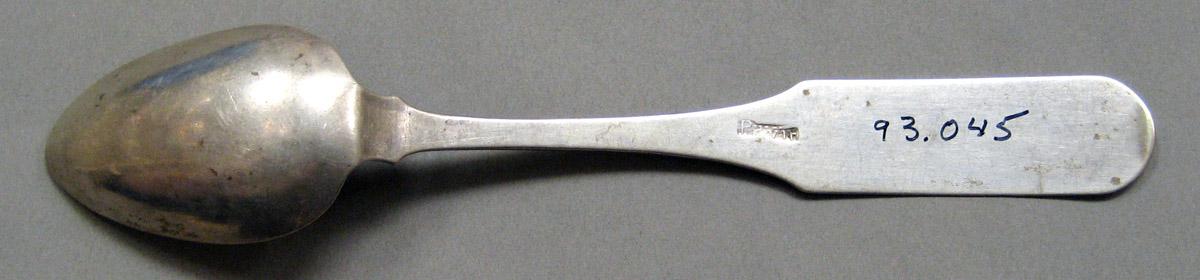 1998.0004.3788 Silver Spoon underside